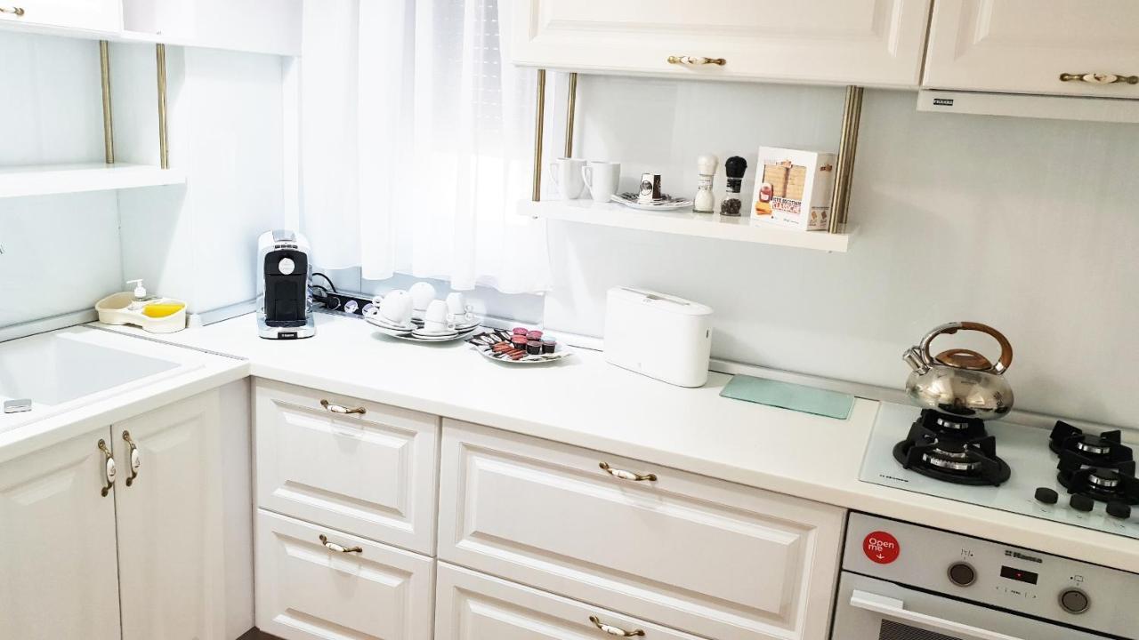 My Hotel Apartments Bucureşti Ngoại thất bức ảnh